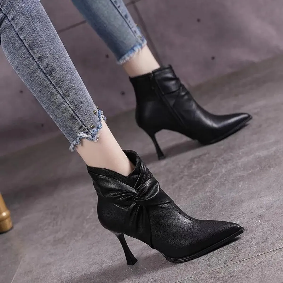 2024 moda nuova vendita calda stivali da donna invernali tacco sottile scarpe da donna eleganti a punta tacco alto tinta unita c