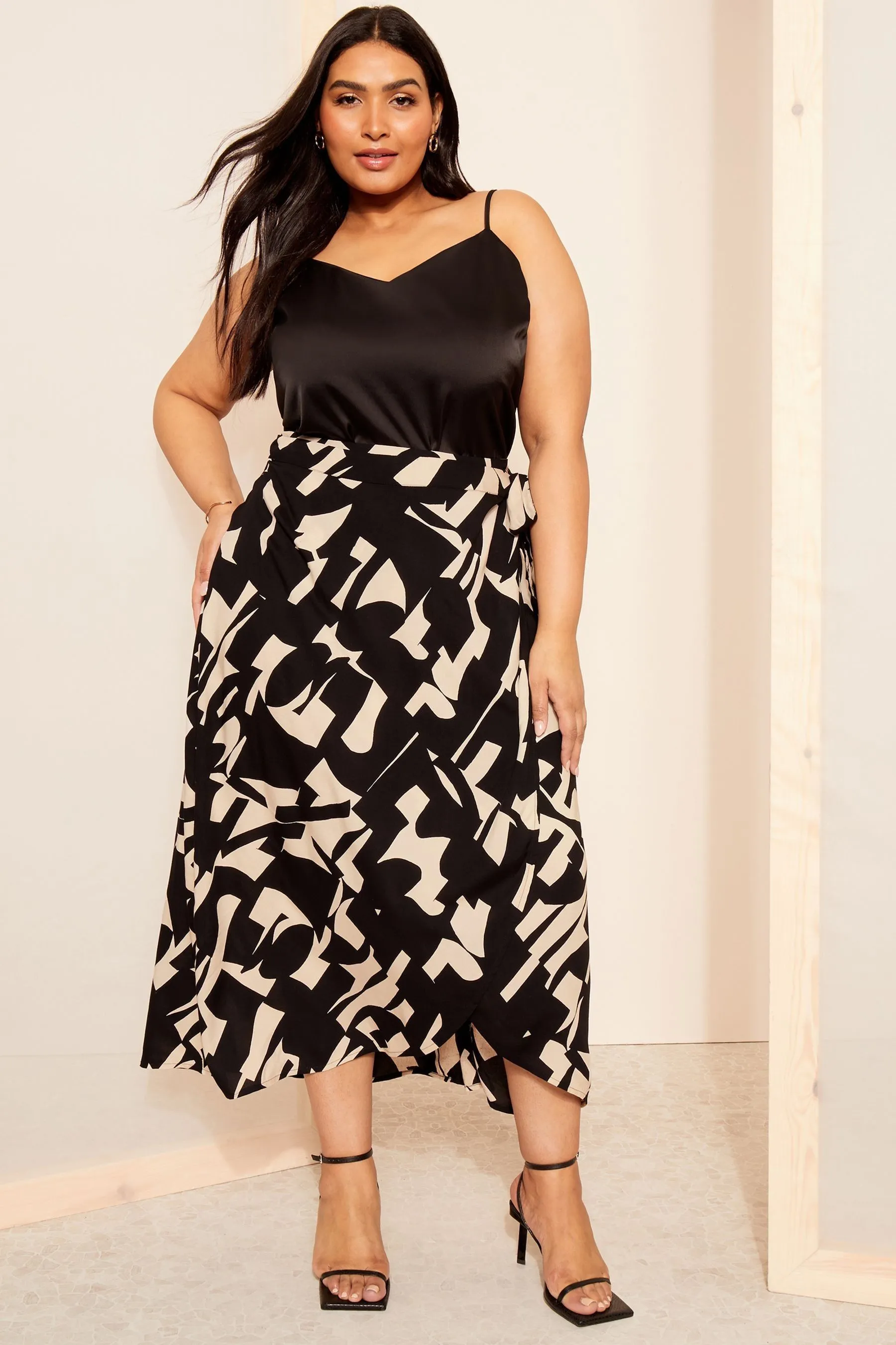 Curves Like These - Gonna midi a portafoglio con Stampa geometrico