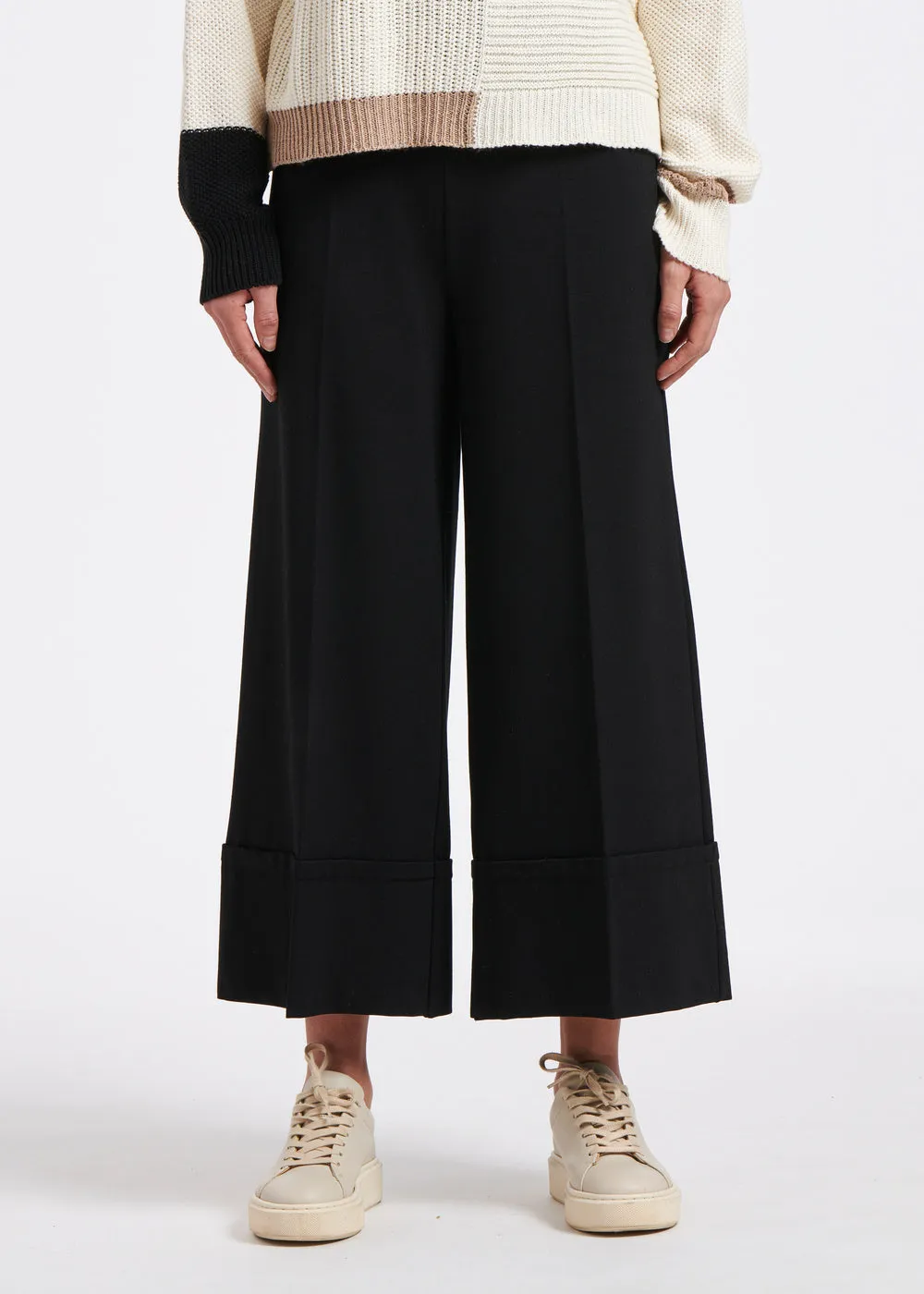 Pantaloni neri a gamba larga con polsini larghi in jersey Milano