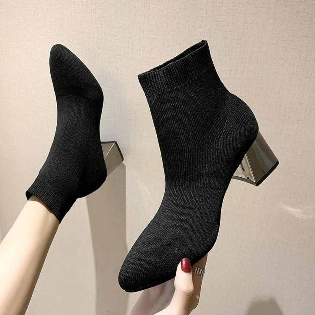 Stile di lusso 2022 nuove donne moda stivali moderni stivali calzino da donna tessuto elasticizzato scarpe traspiranti mocassini