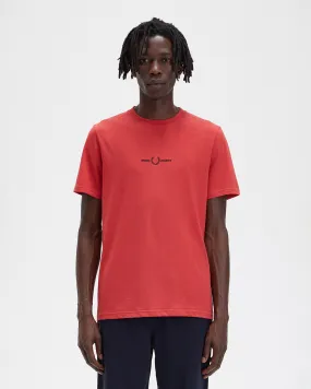 T-shirt corallo mezza manica con logo ricamato centrale sul petto
